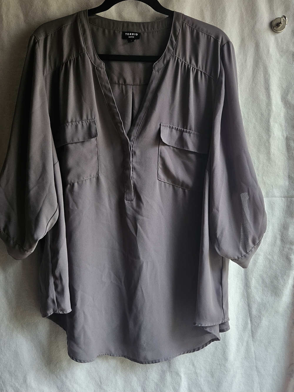 TORRID GREY SHEER BLOUSE SIZE 2
